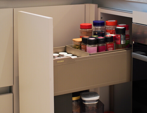 STARKE Melora Revolving Saucer